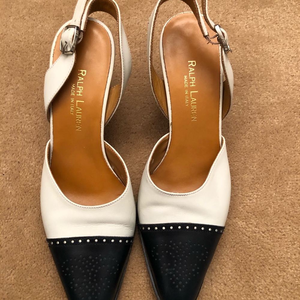 Cap Toe spectator Sling back Pump
